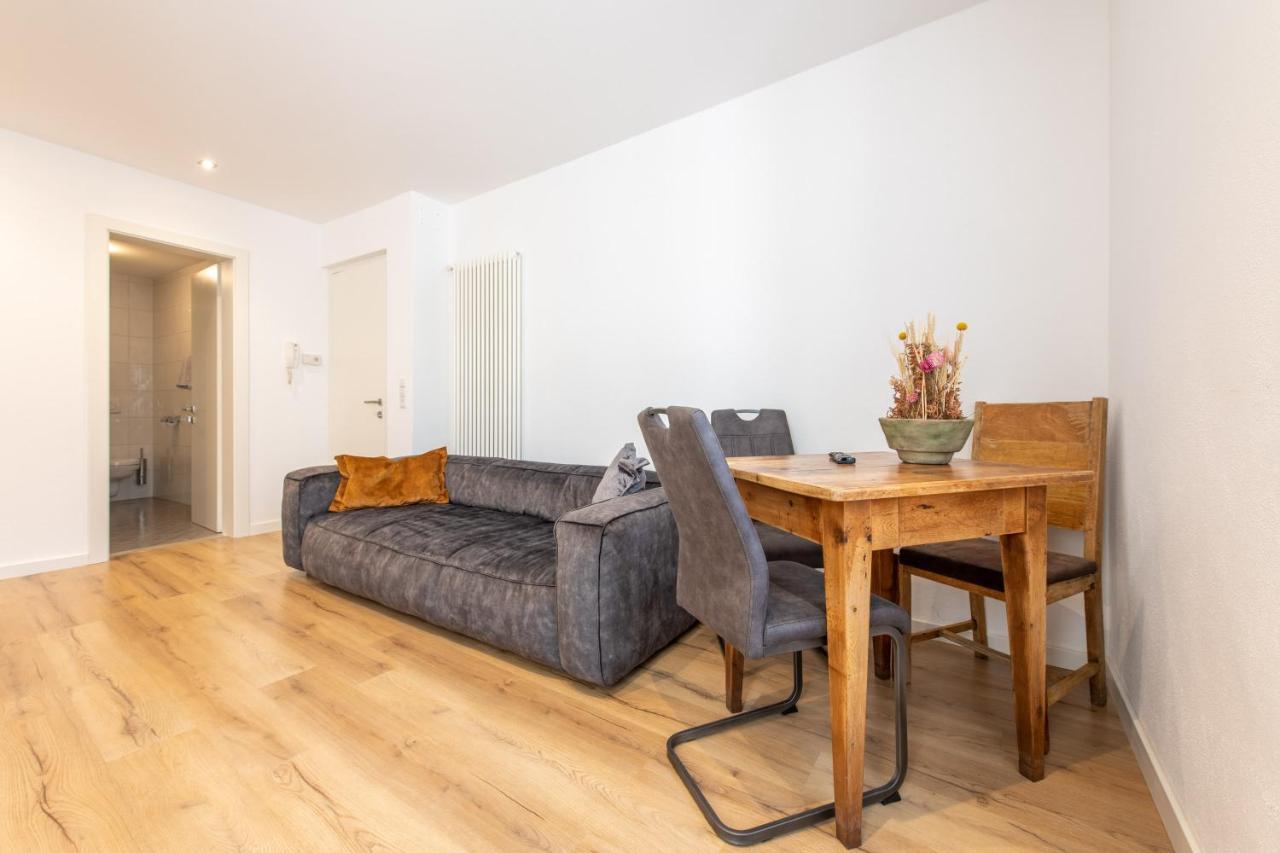 Heimat Living Like A Local Apartment ซีลันโดร ภายนอก รูปภาพ