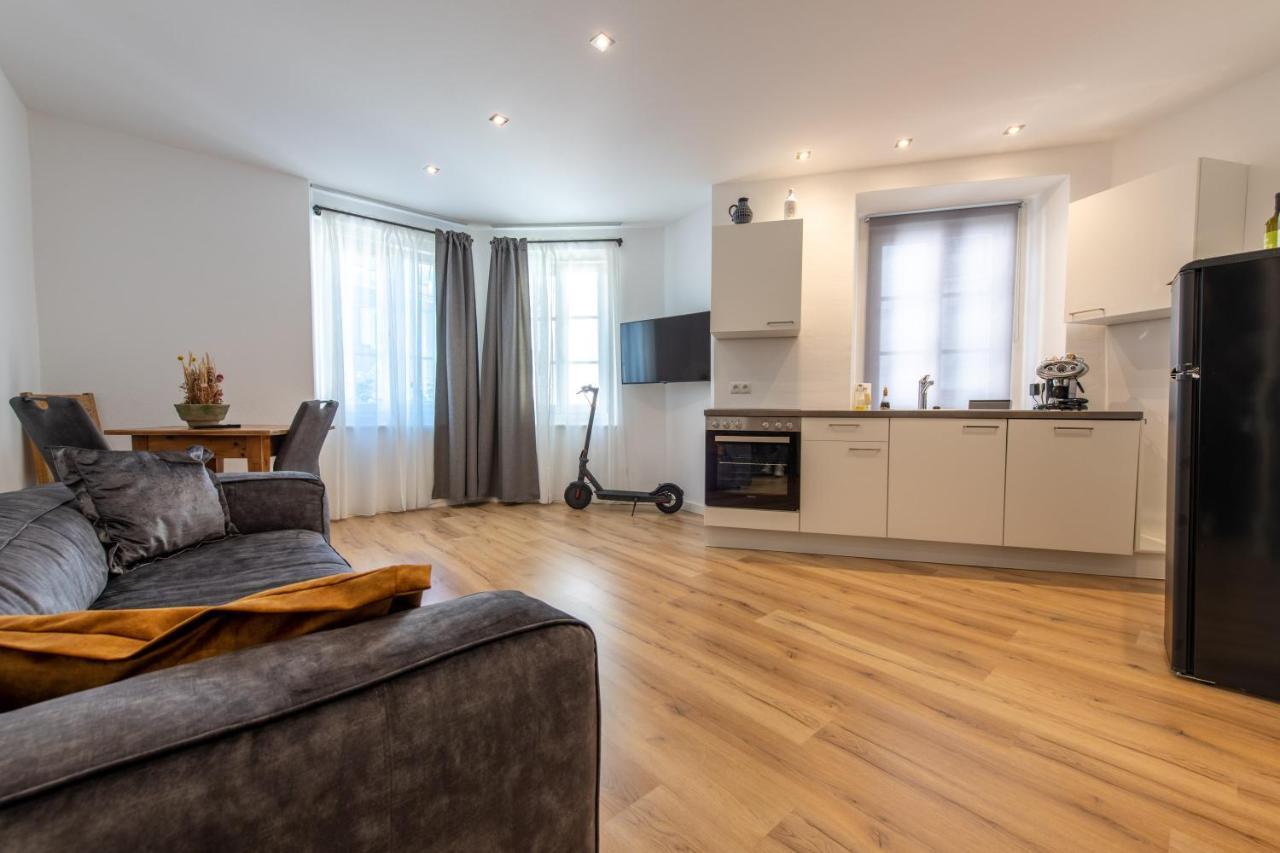 Heimat Living Like A Local Apartment ซีลันโดร ภายนอก รูปภาพ